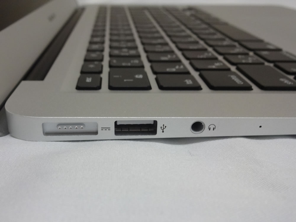 13インチ「MacBook Air」の2015年モデルに買い換えたらかなり快適に 