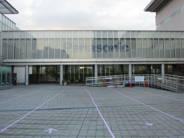 パナソニックセンター東京　通路