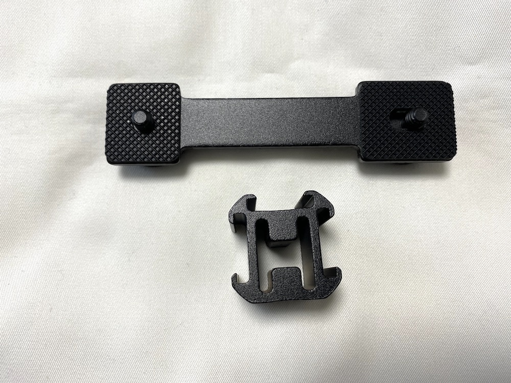 DELUXEFOX 三つシューブラケット 上部