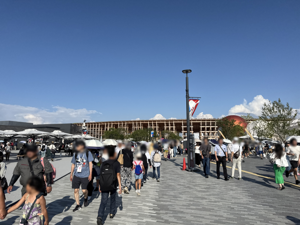 大阪・関西万博 西ゲートから入ったところ