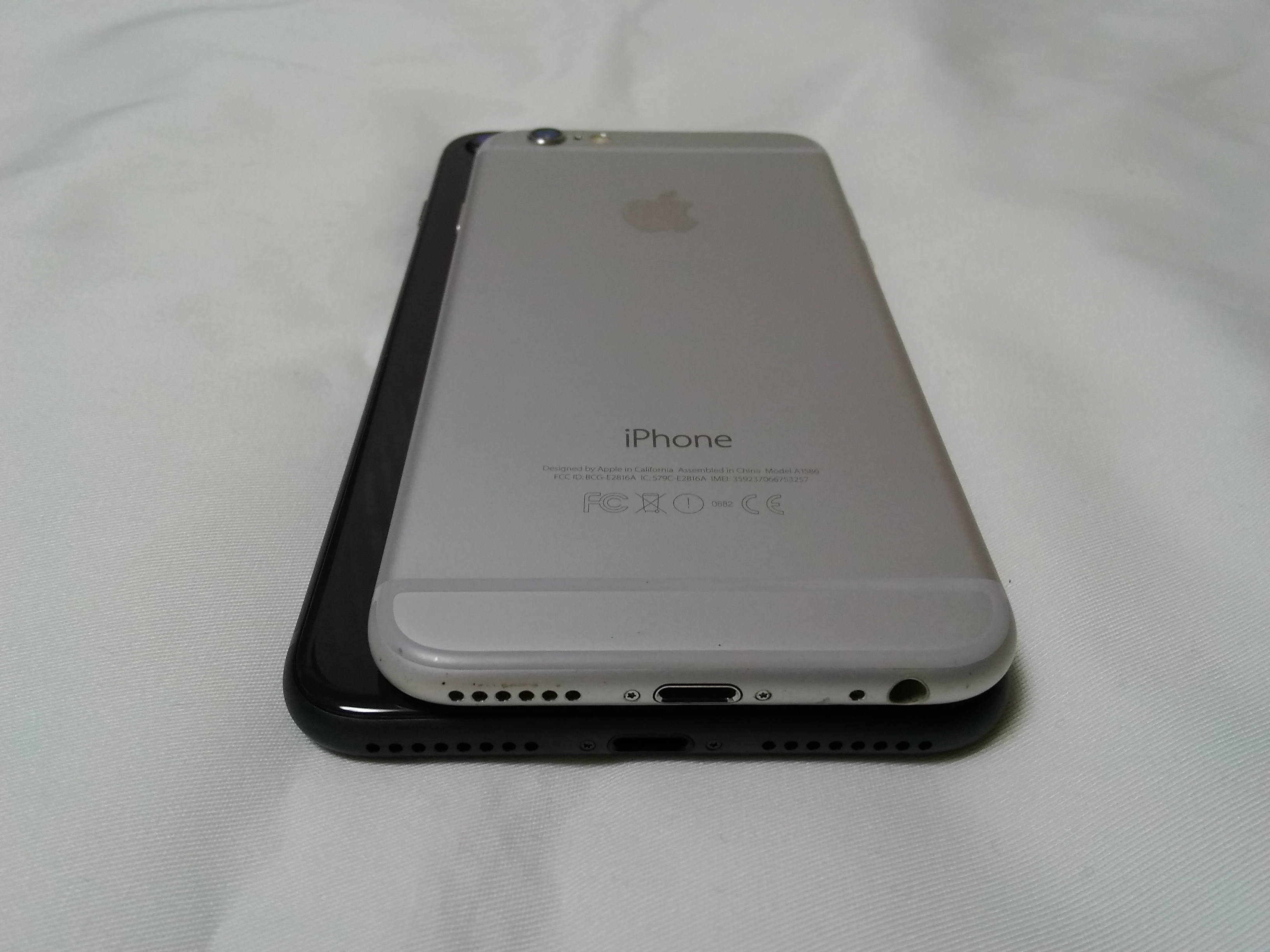 iPhone 8 plusとiPhone 6の横幅比較